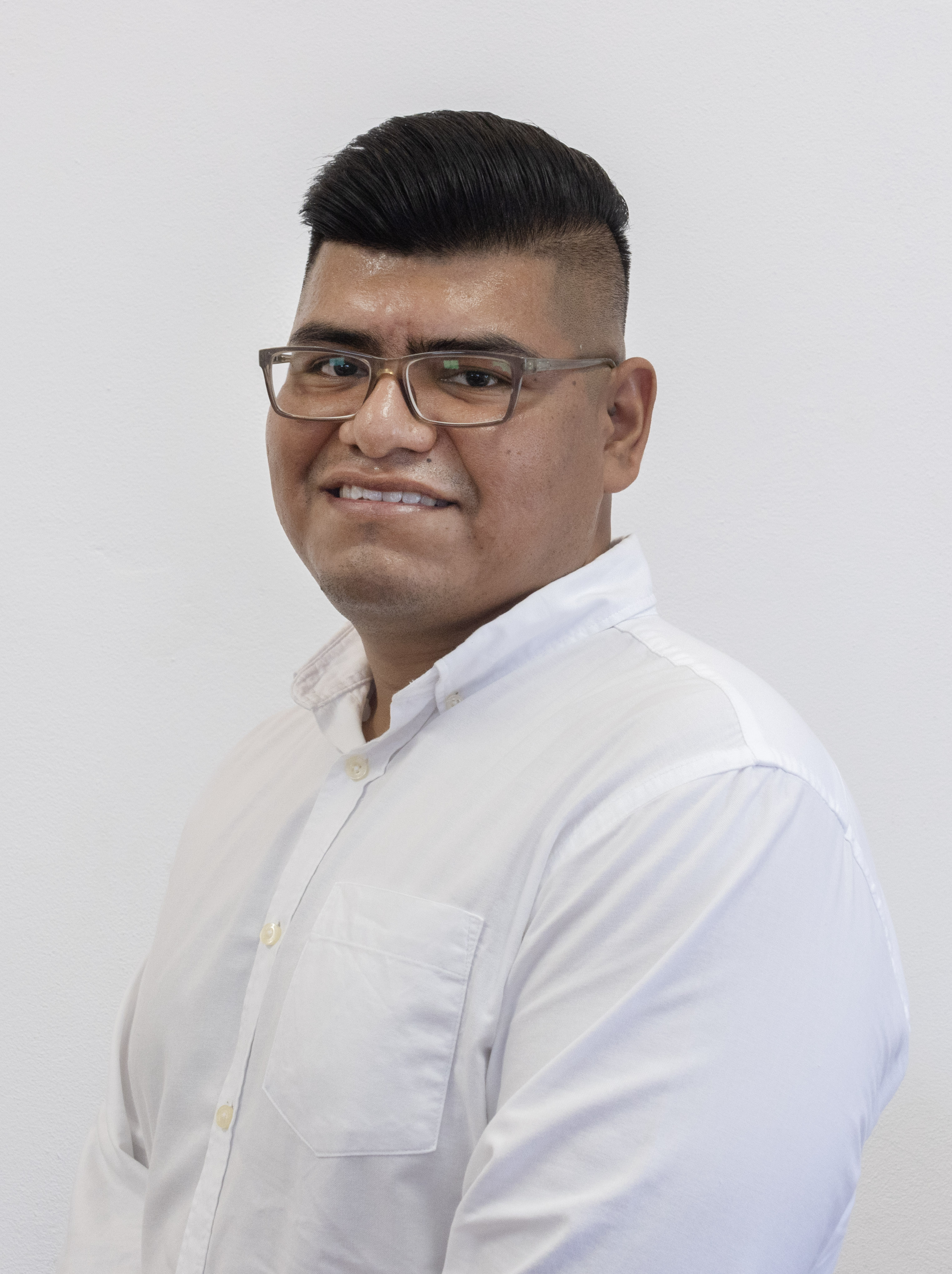 C. RAMÓN LEONARDO DIMAS GÓMEZ